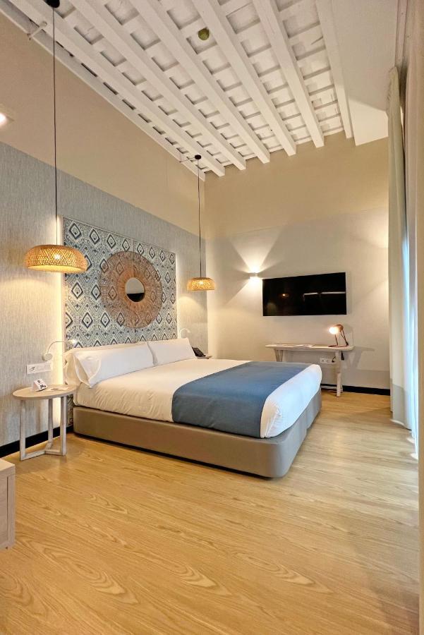 Soho Boutique Cadiz Hotel Exterior photo