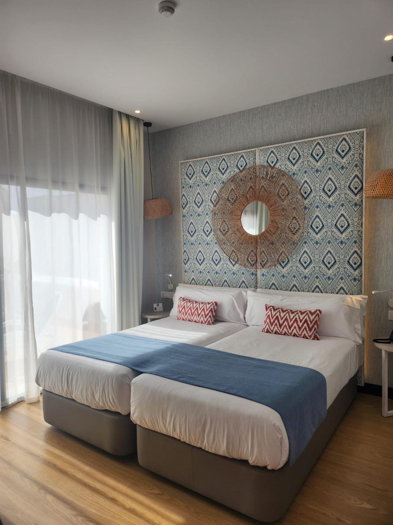 Soho Boutique Cadiz Hotel Exterior photo